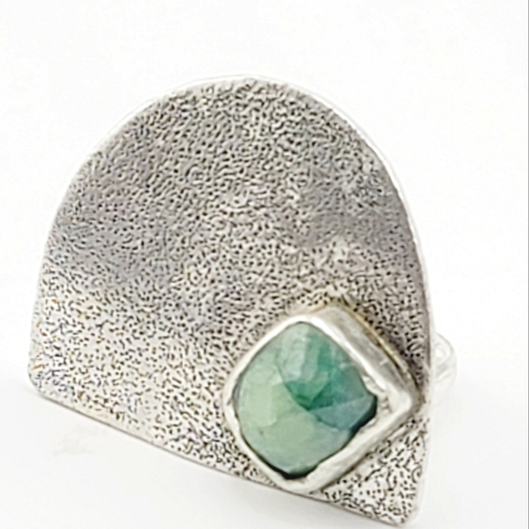 DREAMYJWLS Jewelry - EMERALD RING ABSTRACT  DESIGN HANDMADE STERLING SILVER SZ 6.5